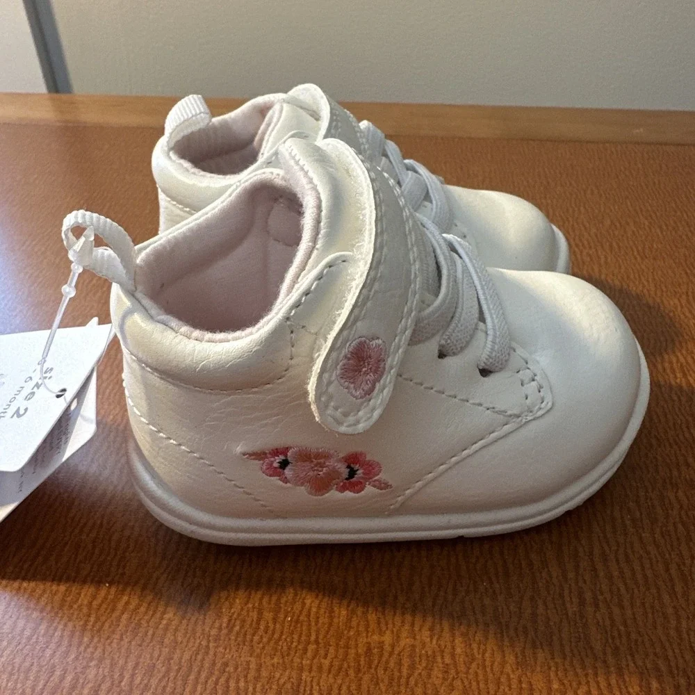 Carter's Baby High-Top Every Step‎ Sneakers 2 (3-6 Months)